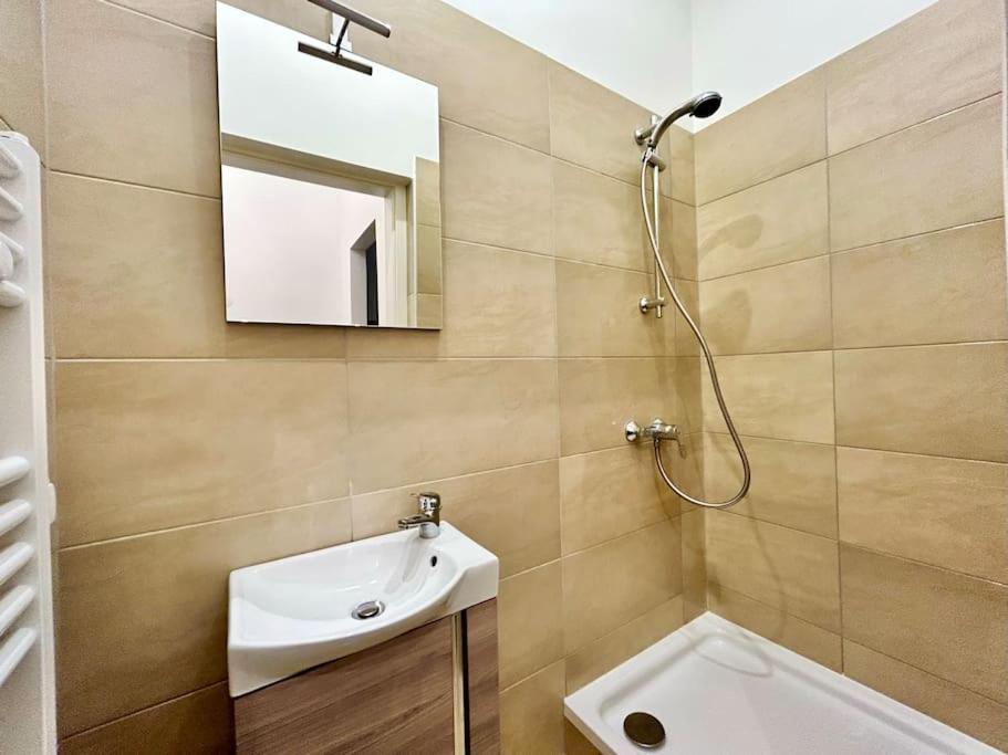 15 Min To Center - Free Parking - Sunny & Quiet Apartment Vienna Exterior photo