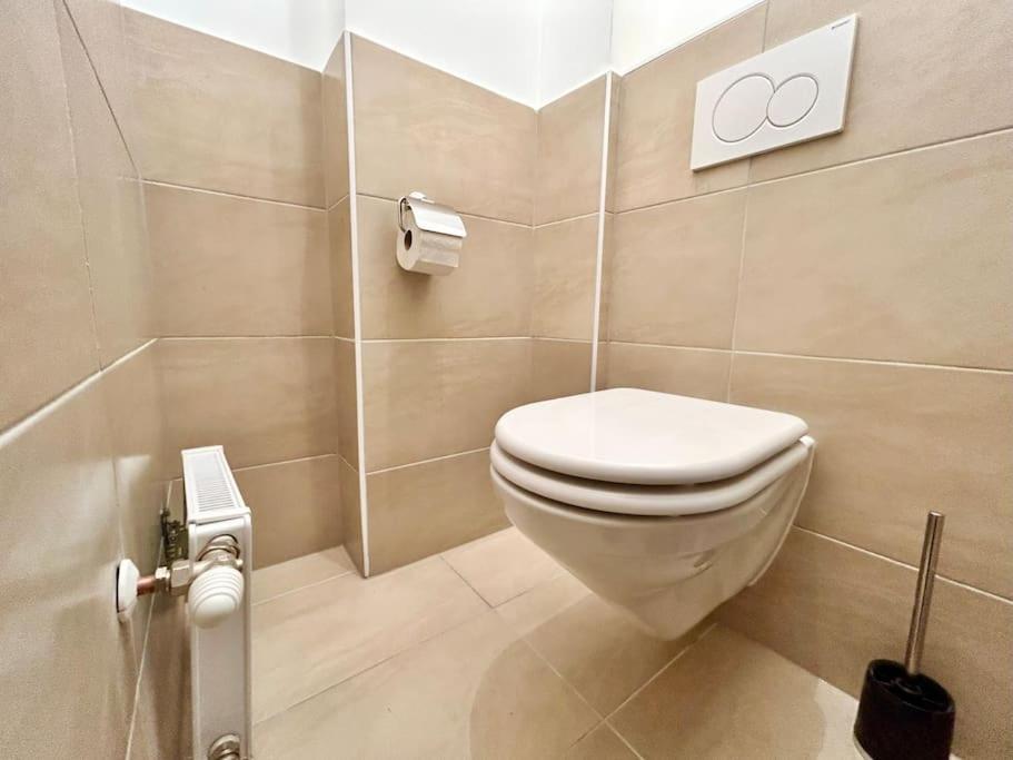 15 Min To Center - Free Parking - Sunny & Quiet Apartment Vienna Exterior photo